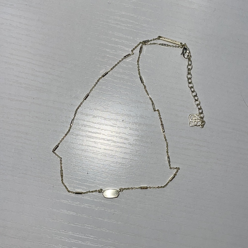 Kendra Scott Earring and Necklace Set